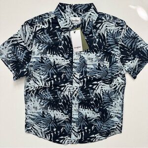 Goodfellow & Co Men's Short Sleeve Poplin Button Down Shirt Size M